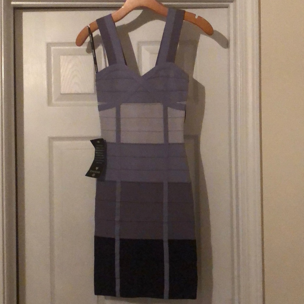 BEBE XS banded dress